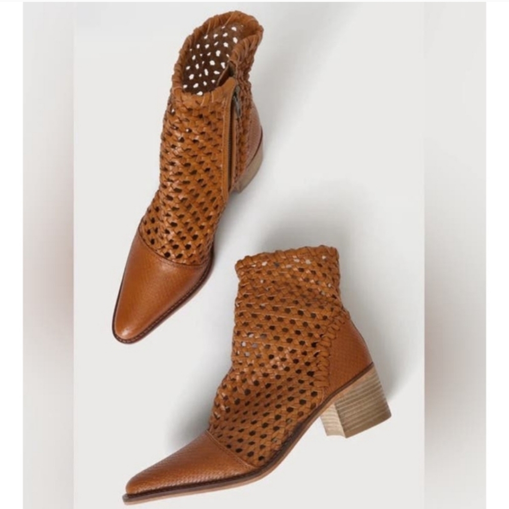 #107- Free People In The Loop Woven Boots